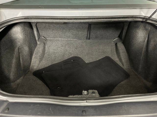 Used 2019 Dodge Challenger SXT w/ Blacktop Package image 11