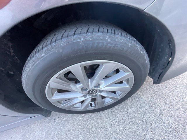 Used 2024 Toyota Camry LE FWD image 30