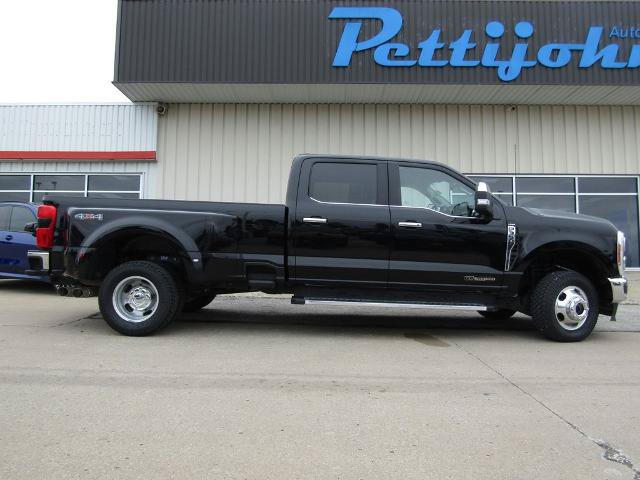 Certified 2023 Ford F350 Lariat w/ Tow Technology Package AWD/4WD image 2