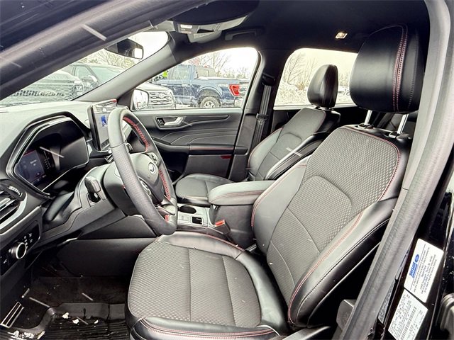 Certified 2024 Ford Escape ST-Line w/ Tech Pack #1 image 6