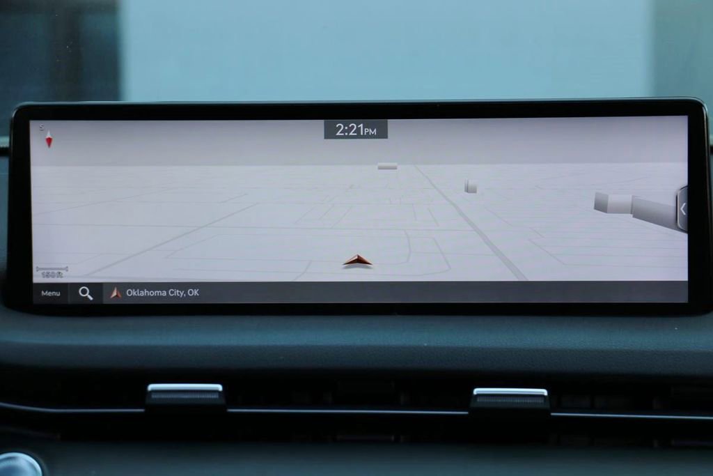 Used 2023 Genesis GV70 2.5T w/ Advanced Package image 29