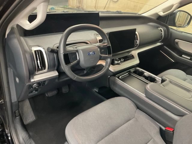 Certified 2025 Ford Expedition Max Active AWD/4WD image 6