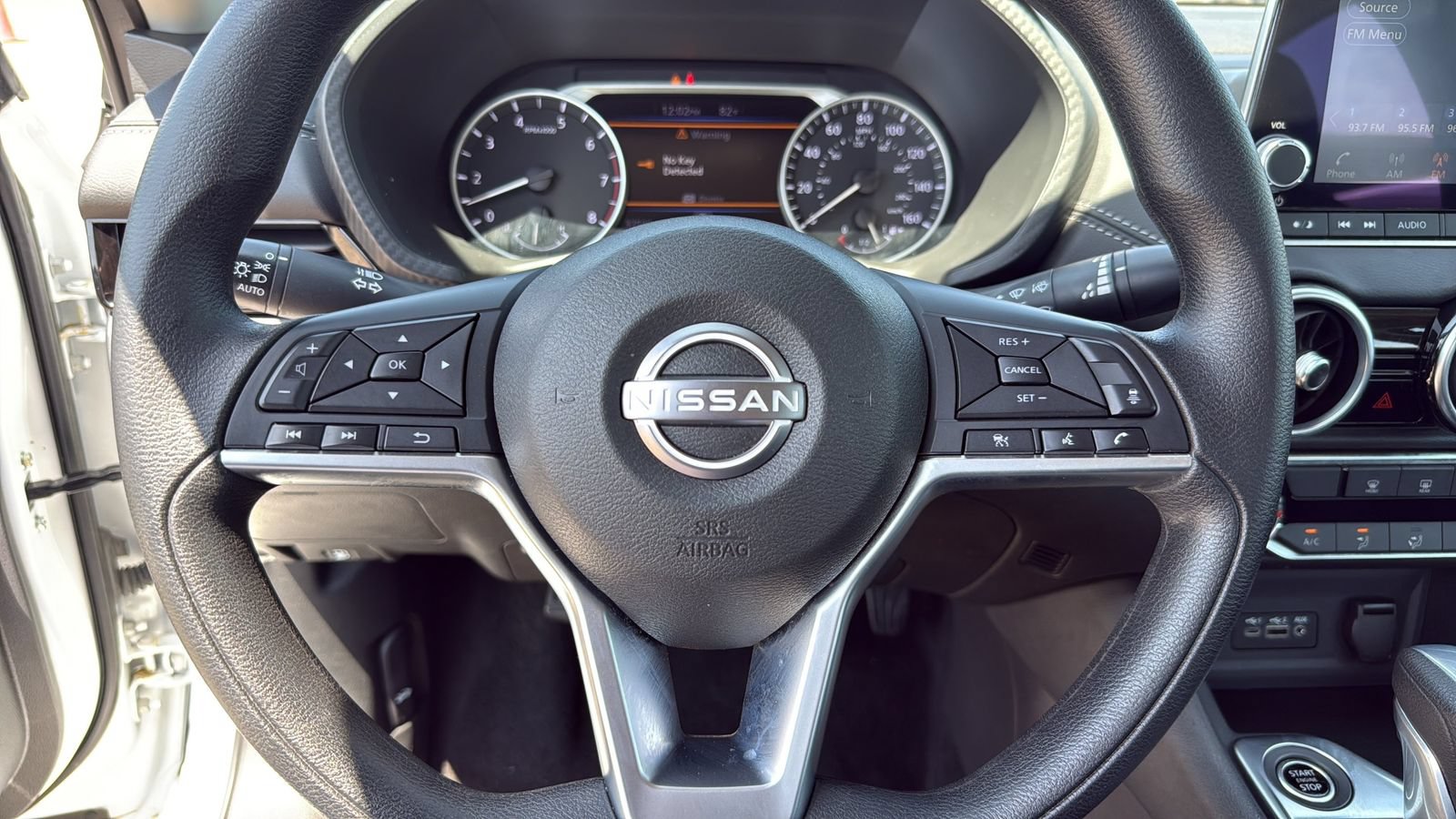 Used 2025 Nissan Sentra SV FWD image 14