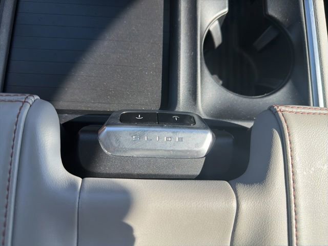 Certified 2025 Ford Expedition Active AWD/4WD image 48