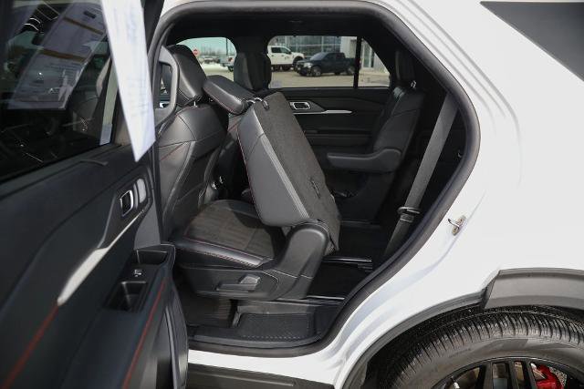 Certified 2025 Ford Explorer ST image 35