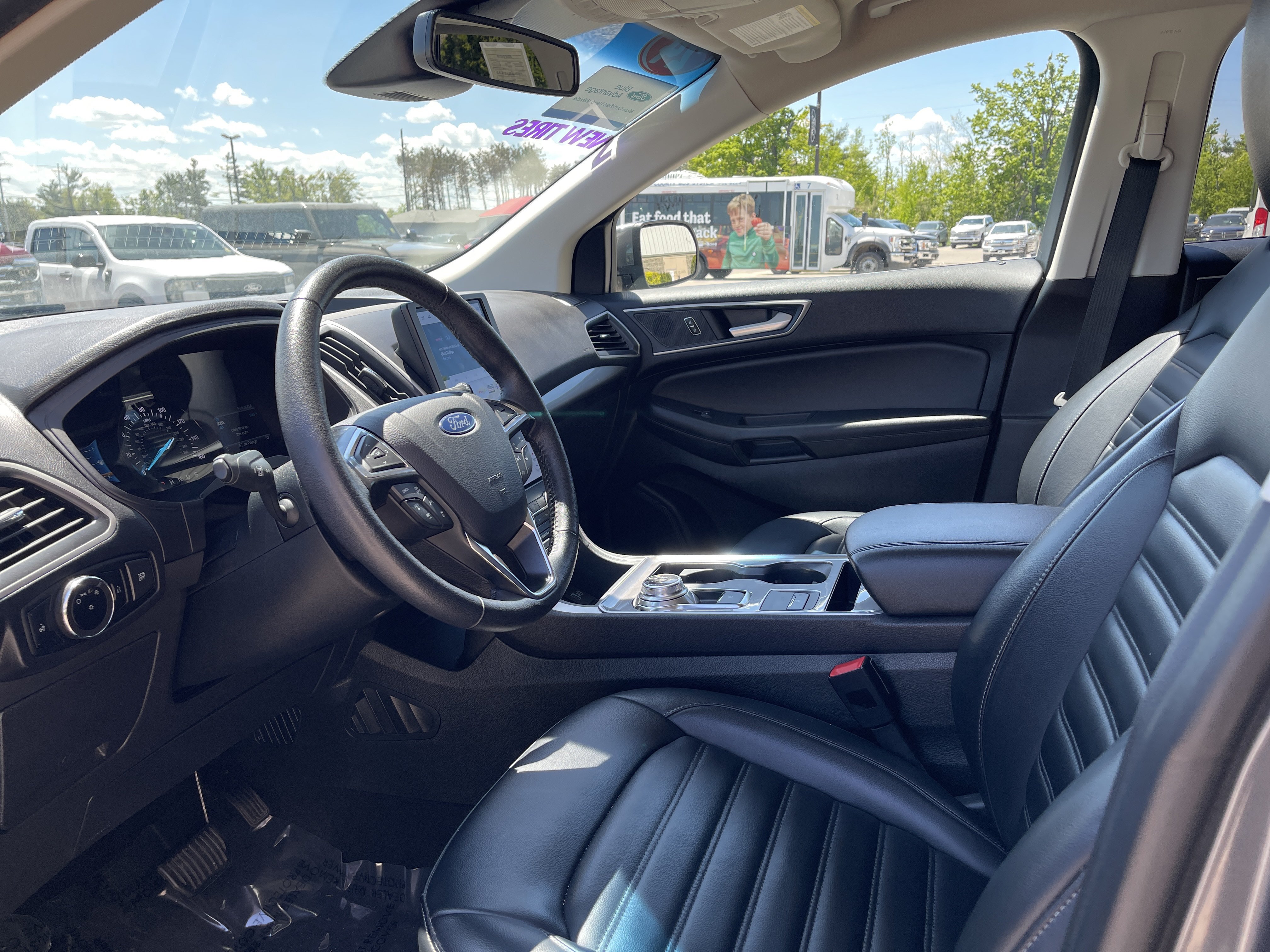 Certified 2024 Ford Edge SEL AWD/4WD image 12
