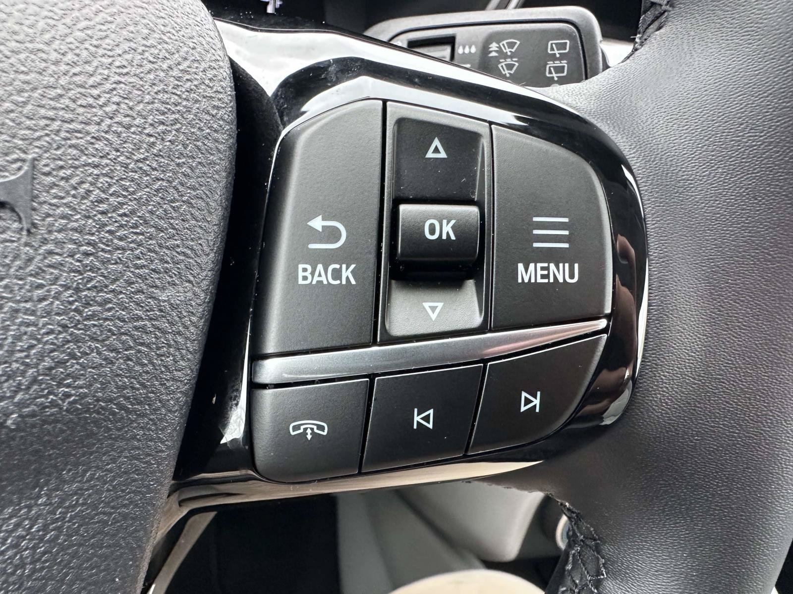 Certified 2024 Ford Escape Active AWD/4WD image 18