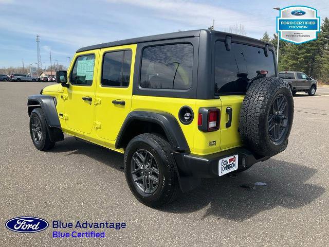Used 2024 Jeep Wrangler Unlimited Sport w/ Convenience Group AWD/4WD image 3