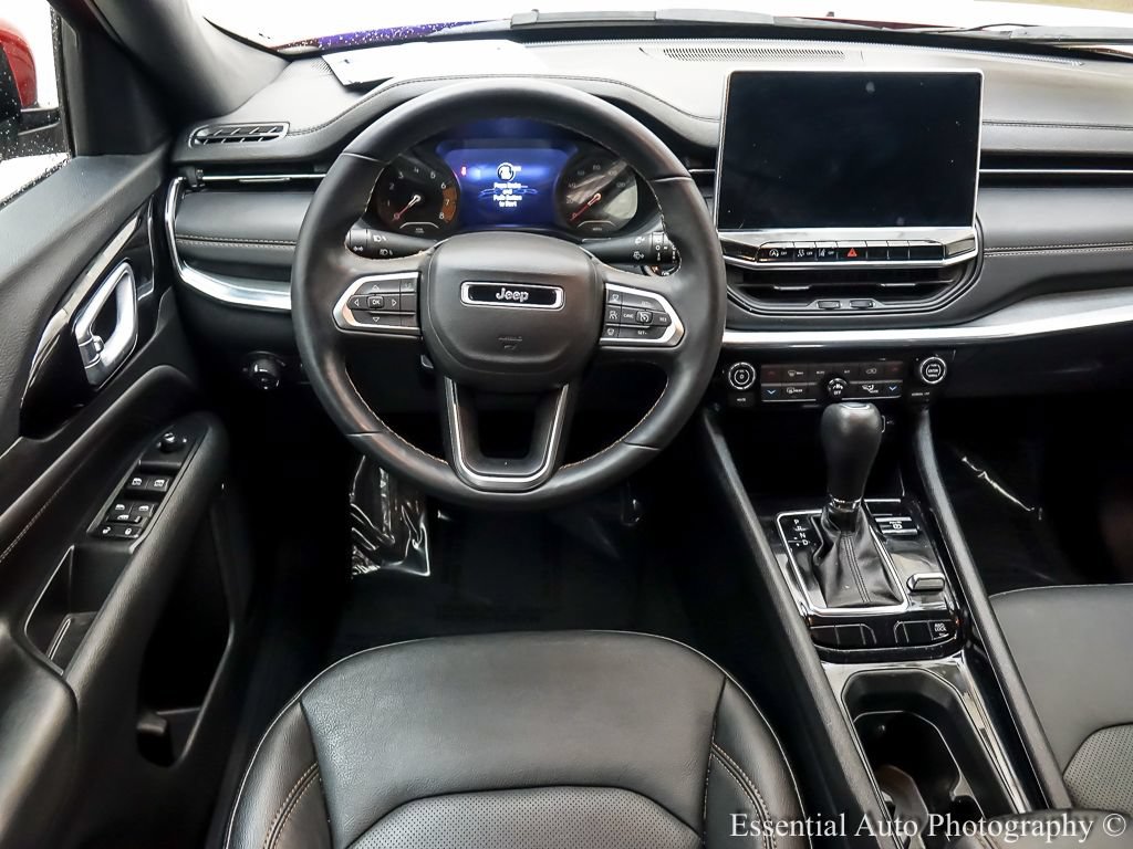 Used 2022 Jeep Compass Limited AWD/4WD image 12