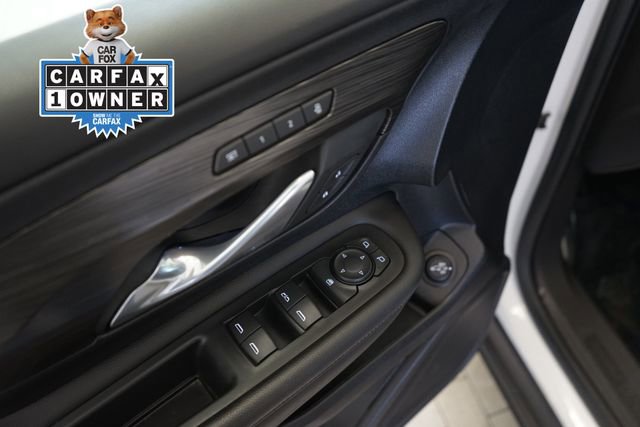 Used 2022 GMC Terrain SLT image 19