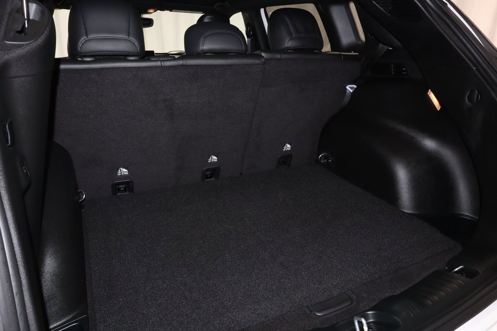 Used 2024 Jeep Compass Limited w/ Elite Group image 18