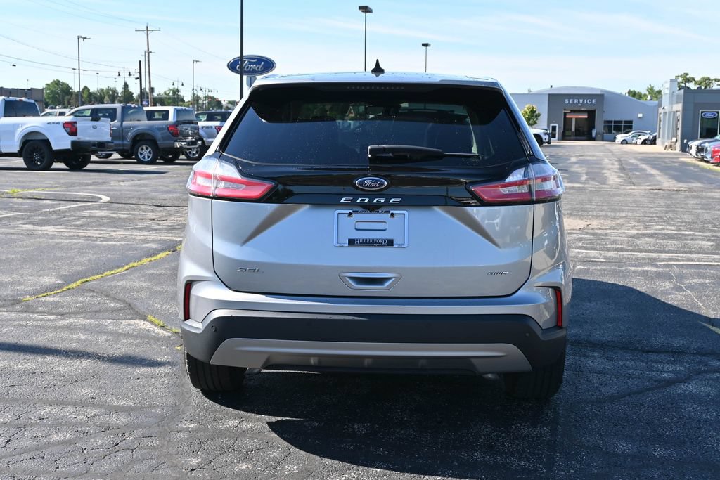Certified 2023 Ford Edge SEL w/ Convenience Package AWD/4WD image 10