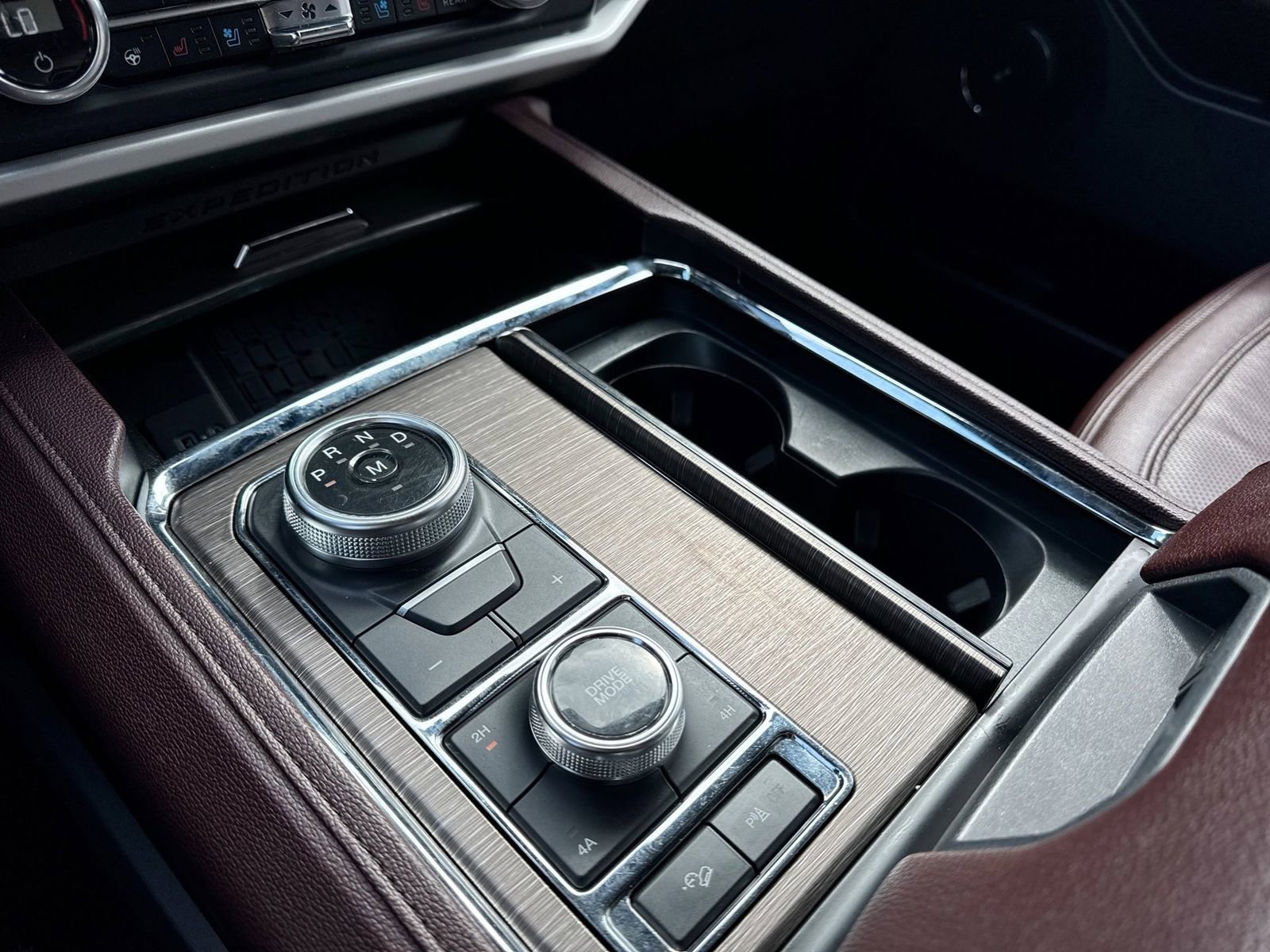 Certified 2022 Ford Expedition Limited image 33