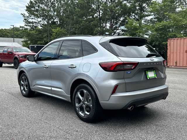 Certified 2023 Ford Escape ST-Line w/ Tech Pack #1 FWD image 5