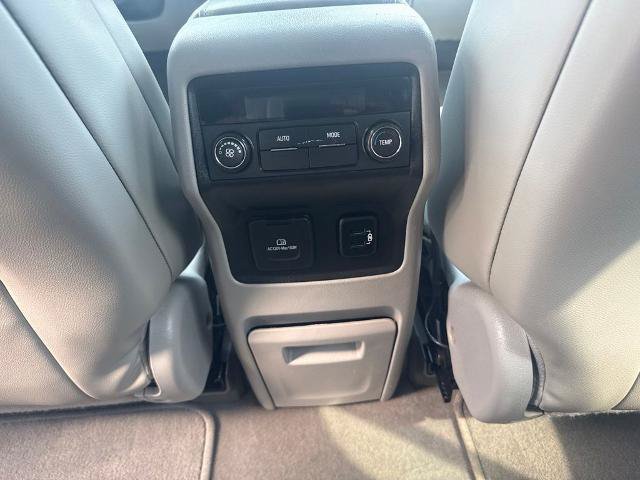 Used 2017 GMC Acadia SLT FWD image 24