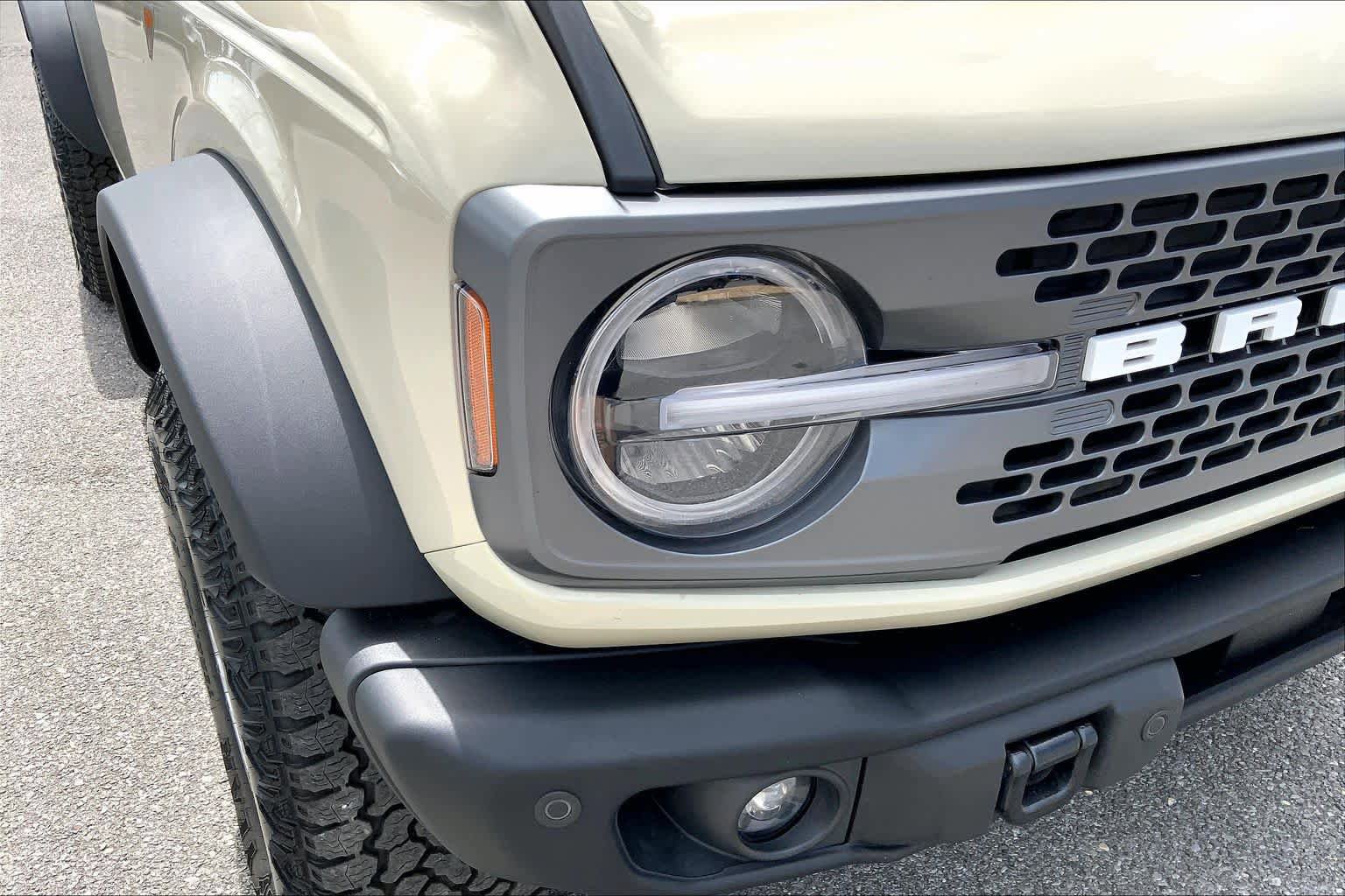 Certified 2025 Ford Bronco Badlands AWD/4WD image 28