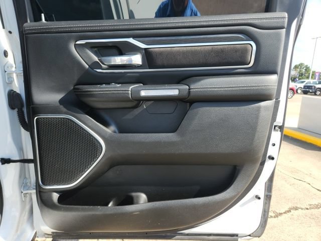 Used 2023 RAM 1500 Laramie AWD/4WD image 20
