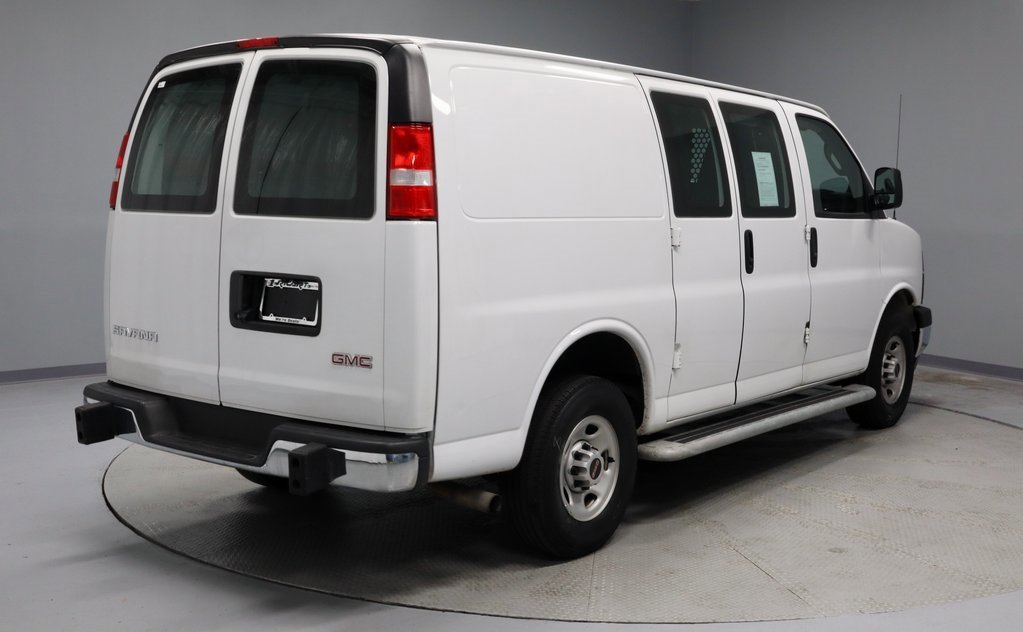 Used 2024 GMC Savana 2500 w/ Driver Convenience Package image 5