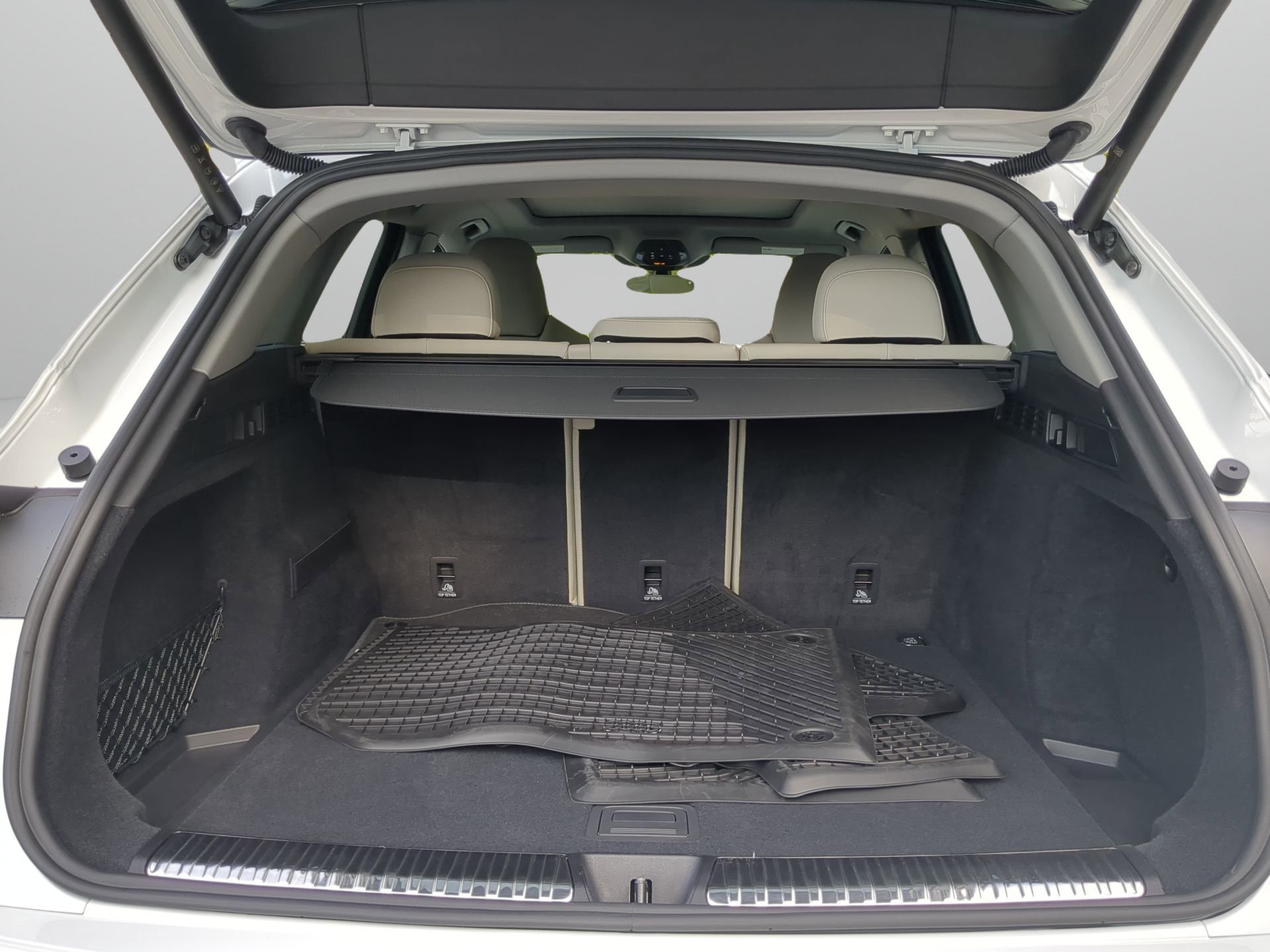 Used 2025 Audi Q5 Premium Plus AWD/4WD image 46