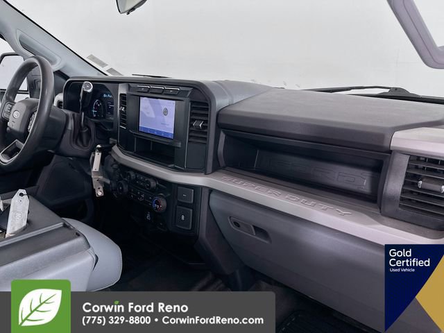 Certified 2024 Ford F250 XL w/ XL Chrome Package image 30