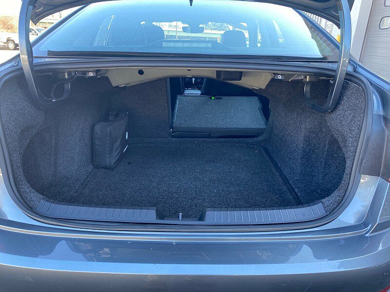 Used 2020 Volkswagen Jetta SEL FWD image 40