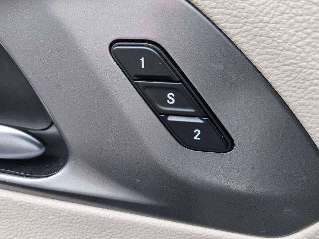 Used 2024 Chrysler Pacifica Limited FWD image 20