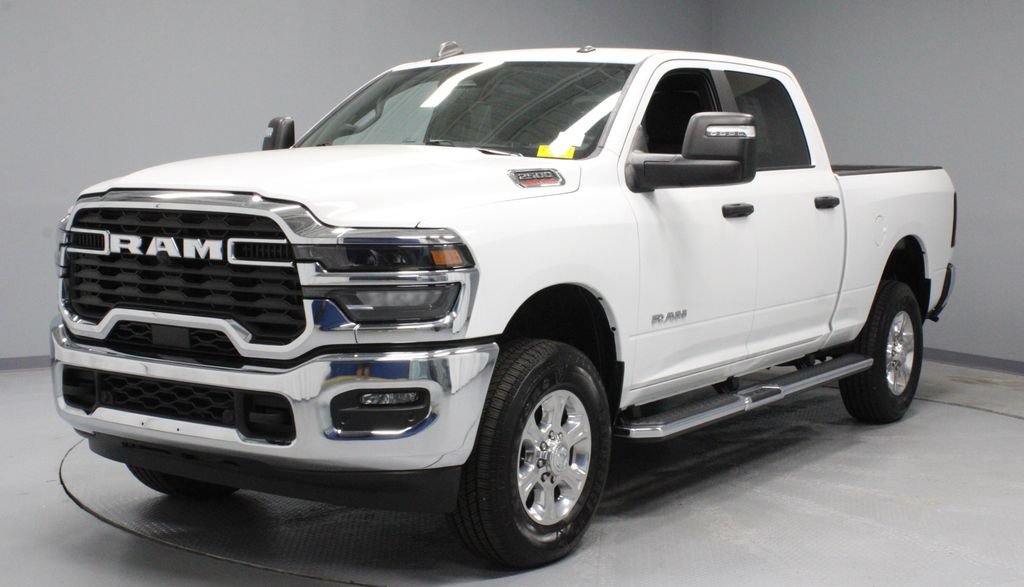 Used 2026 RAM 2500 Big Horn AWD/4WD image 7