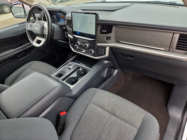 Certified 2022 Ford Expedition XLT RWD image 18