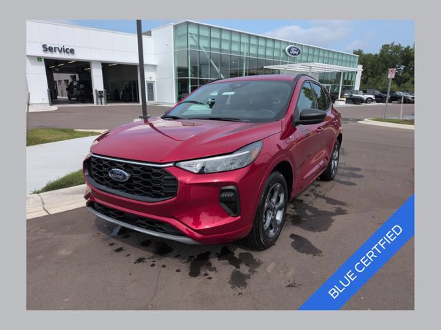 Certified 2024 Ford Escape ST-Line w/ Tech Pack #1 AWD/4WD image 1