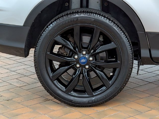 Certified 2019 Ford Escape SE AWD/4WD image 10
