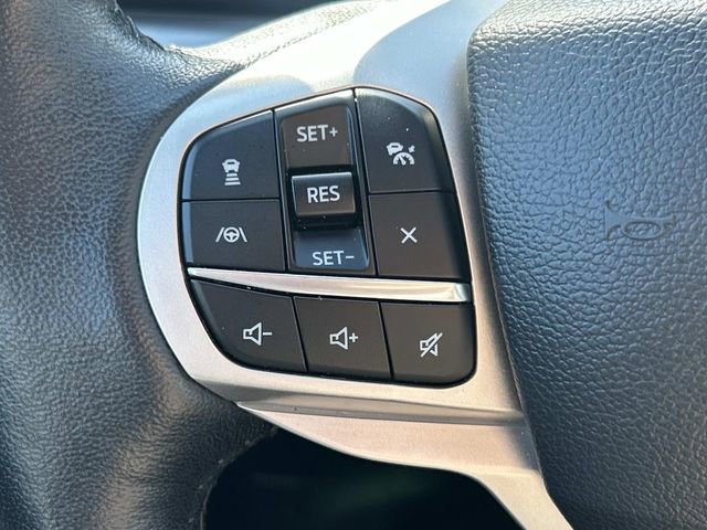 Certified 2023 Ford Explorer XLT w/ Equipment Group 202A AWD/4WD image 37