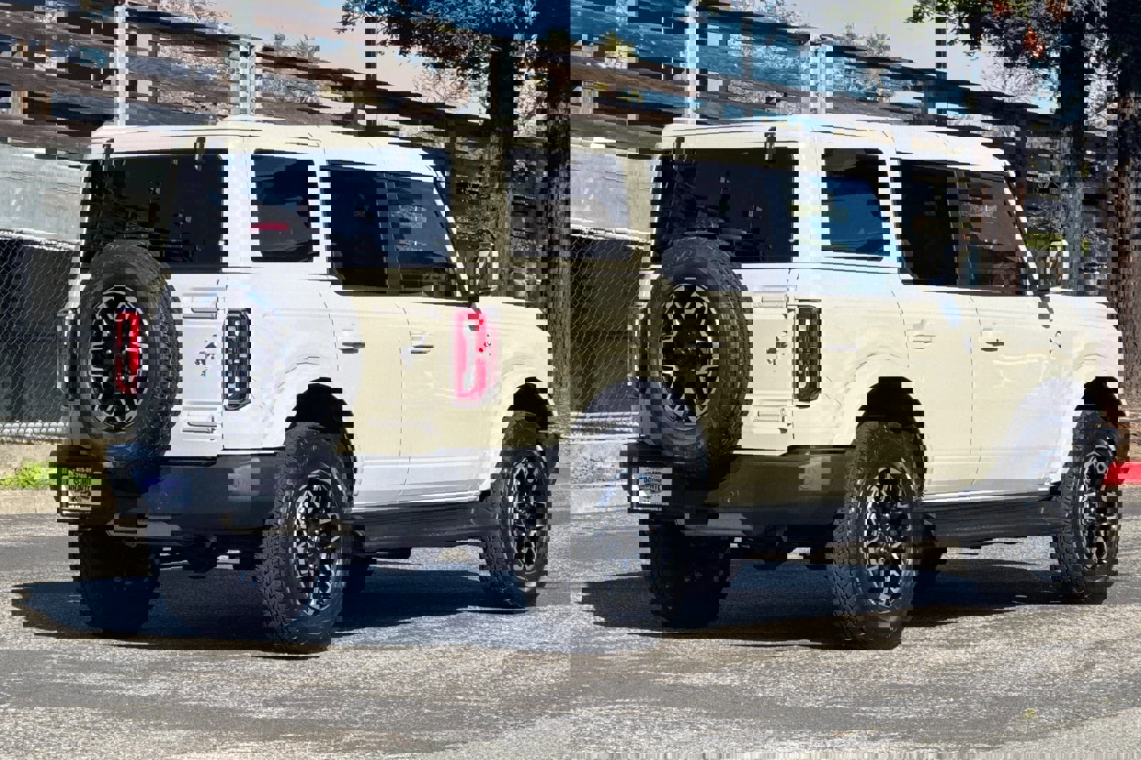 Certified 2025 Ford Bronco Outer Banks image 4