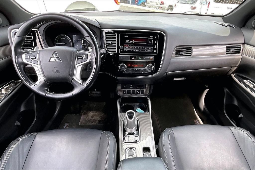 Used 2019 Mitsubishi Outlander SEL AWD/4WD image 14