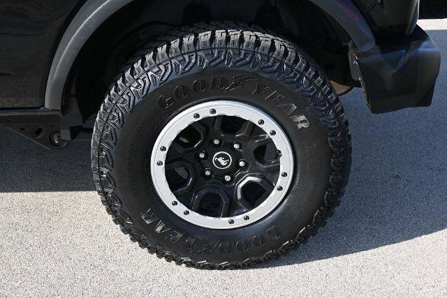 Certified 2022 Ford Bronco Big Bend w/ Sasquatch Package AWD/4WD image 14