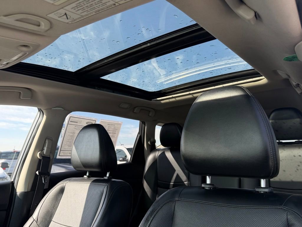 Used 2018 Nissan Rogue SL w/ Premium Package FWD image 18