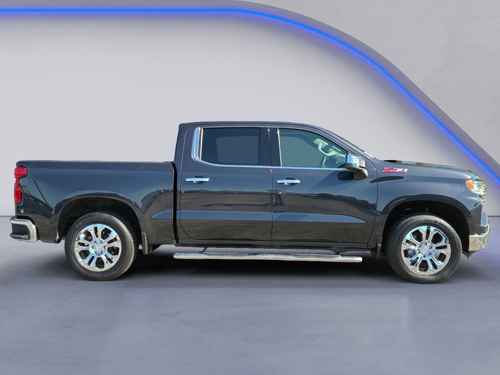 Used 2022 Chevrolet Silverado 1500 LTZ AWD/4WD image 6