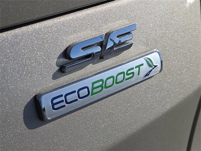 Certified 2018 Ford Escape SE w/ SE Sync 3 Package image 11