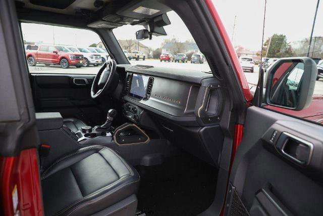Certified 2025 Ford Bronco Badlands AWD/4WD image 28