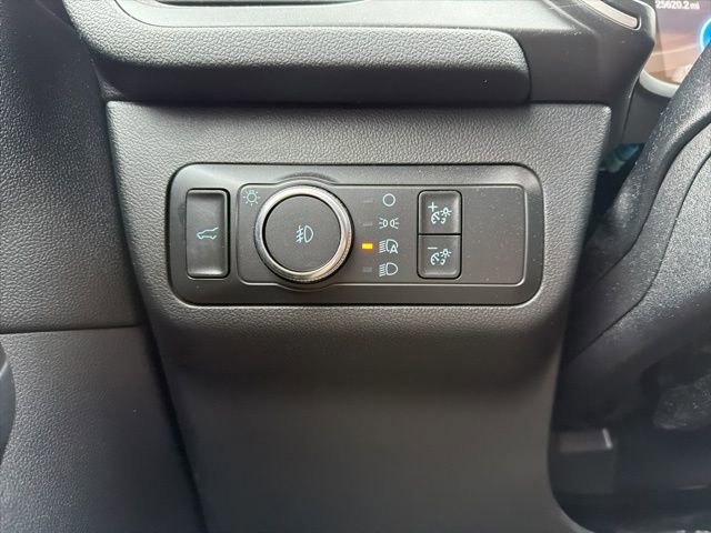 Certified 2020 Ford Escape SEL image 28