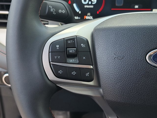 Certified 2025 Ford Explorer Active image 26