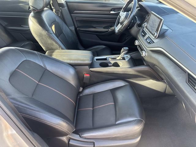 Used 2022 Nissan Altima 2.5 SR image 34