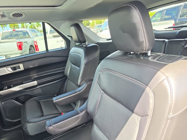 Certified 2023 Ford Explorer Limited w/ Limited Technology Package RWD image 12