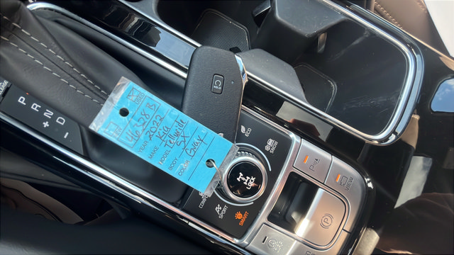 Used 2022 Kia Telluride SX w/ SX Prestige Package AWD/4WD image 29