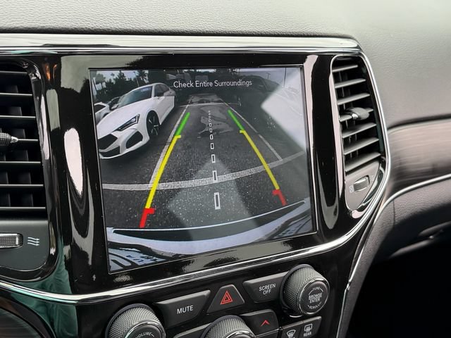 Used 2021 Jeep Grand Cherokee Limited AWD/4WD image 19