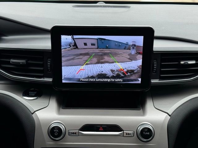 Certified 2023 Ford Explorer XLT w/ Equipment Group 202A image 9