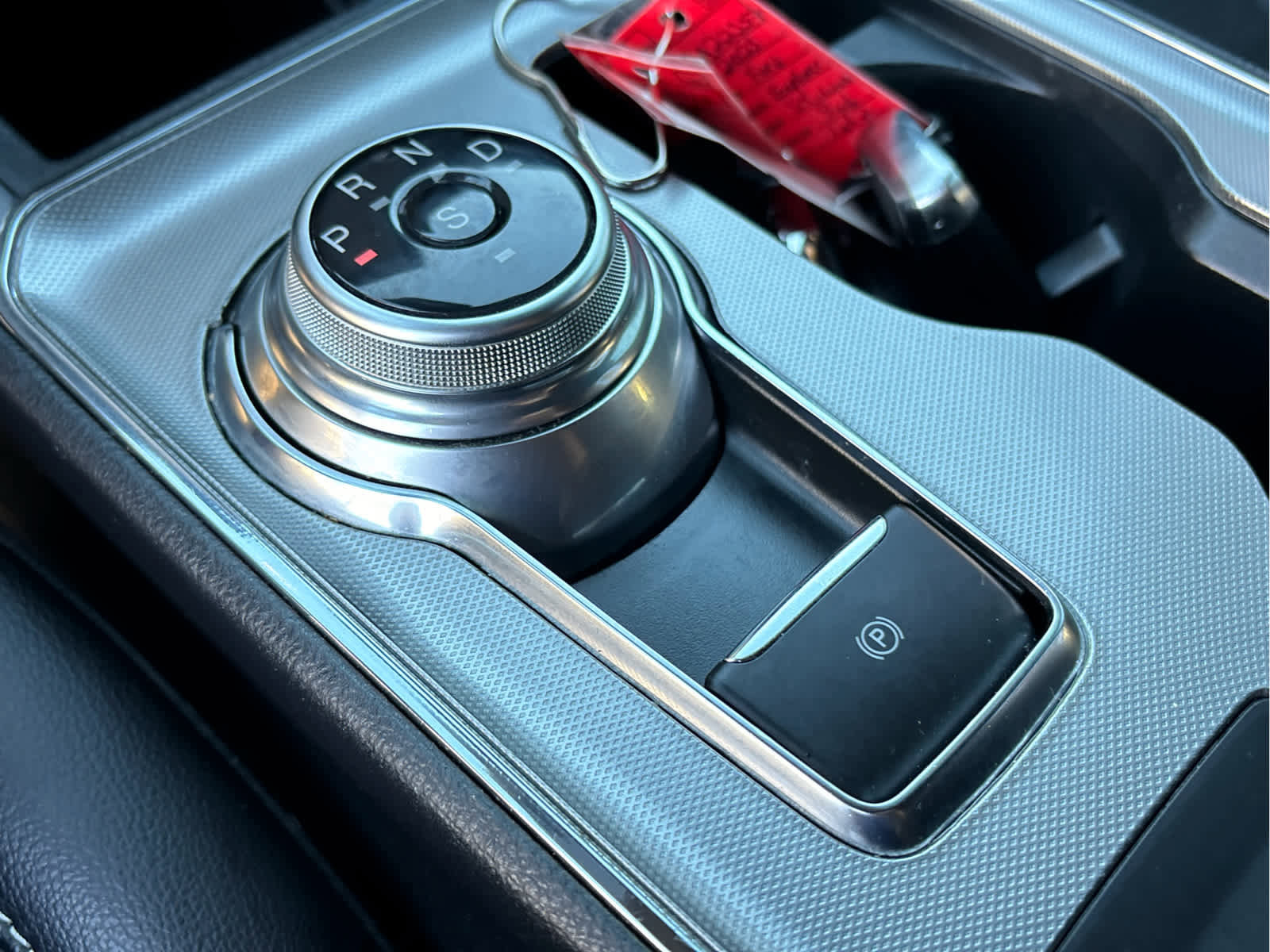 Certified 2022 Ford Edge ST image 23