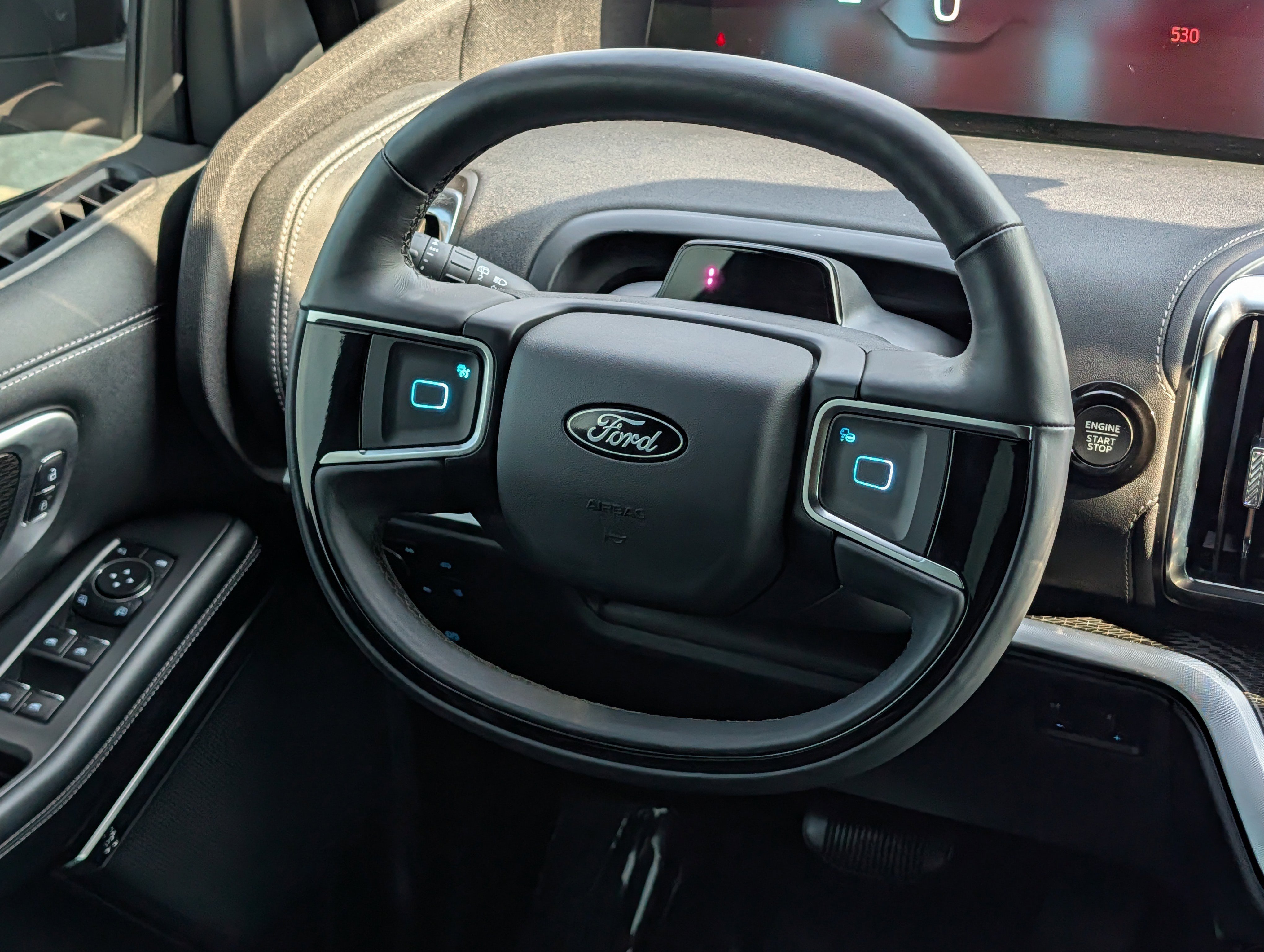 Certified 2025 Ford Expedition Max Platinum w/ Stealth Performance Package AWD/4WD image 20