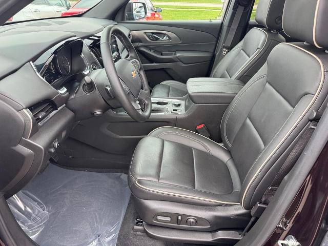 Used 2023 Chevrolet Traverse Premier w/ LPO, Floor Liner Package AWD/4WD image 9