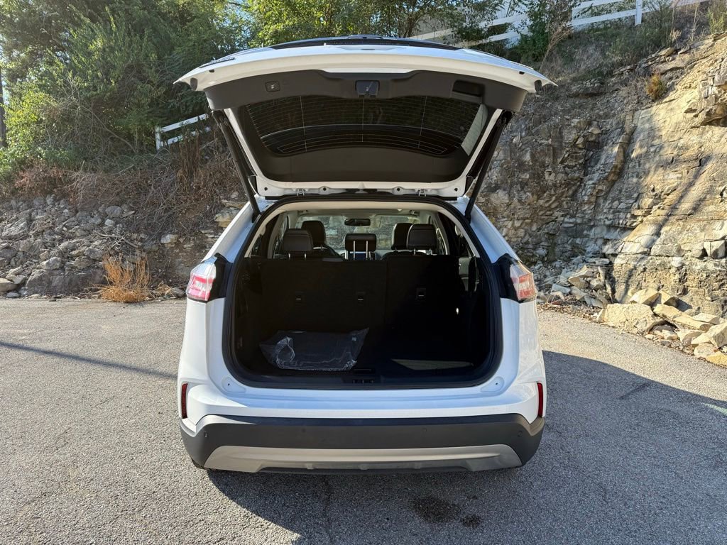 Certified 2023 Ford Edge SEL w/ Convenience Package image 9