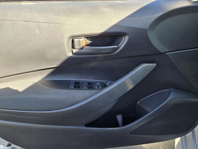 Used 2025 Toyota Corolla LE w/ Convenience Package FWD image 16
